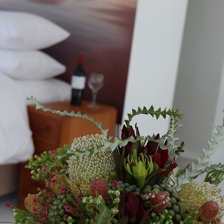 Nivenia Beach House Bettys Bay Ngoại thất bức ảnh