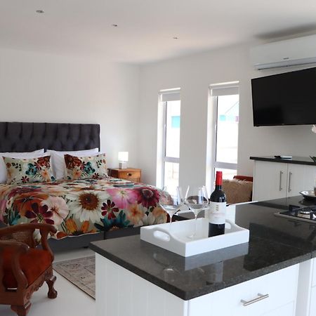Nivenia Beach House Bettys Bay Ngoại thất bức ảnh