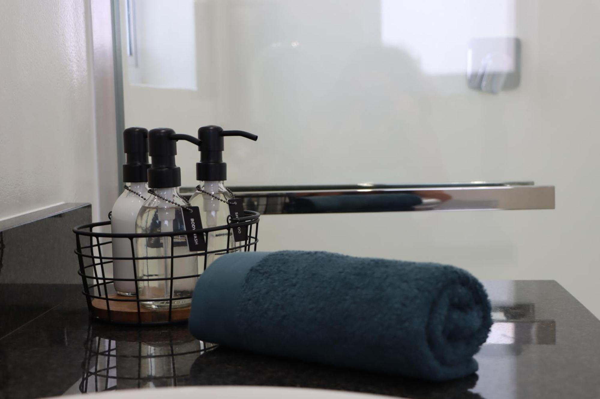 Nivenia Beach House Bettys Bay Ngoại thất bức ảnh