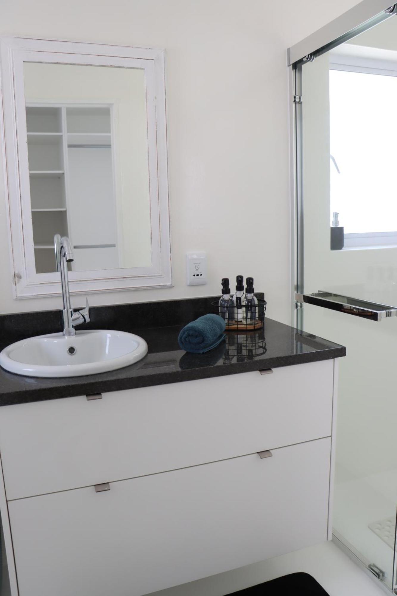 Nivenia Beach House Bettys Bay Ngoại thất bức ảnh